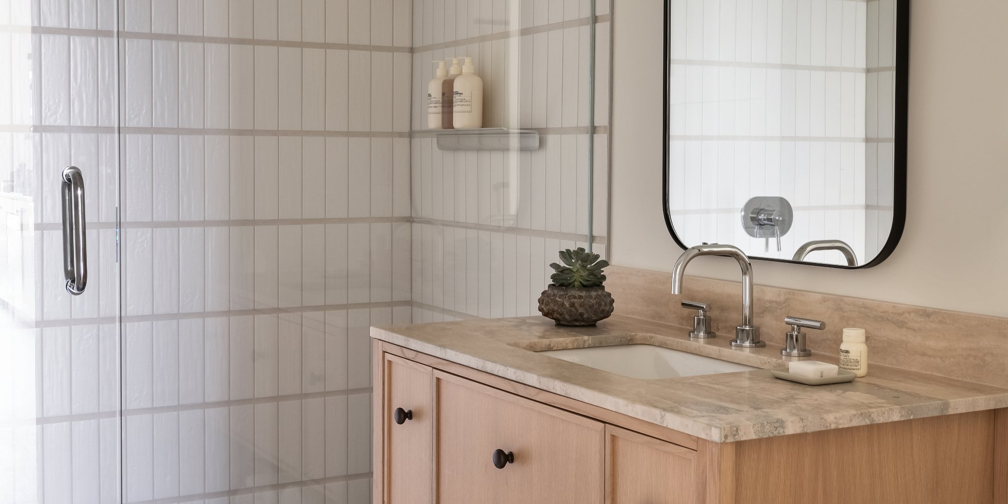 FORTH-Hotel-Residential-Suite-Bathroom