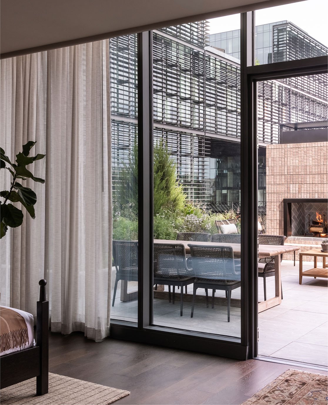 FORTH-Hotel-Atlanta-Suites-Terrace-1-2