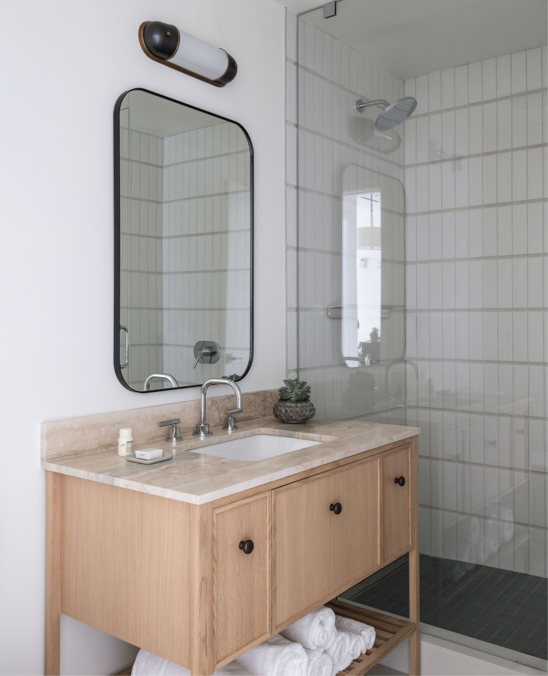 FORTH Hotel Residential Suites Bathroom